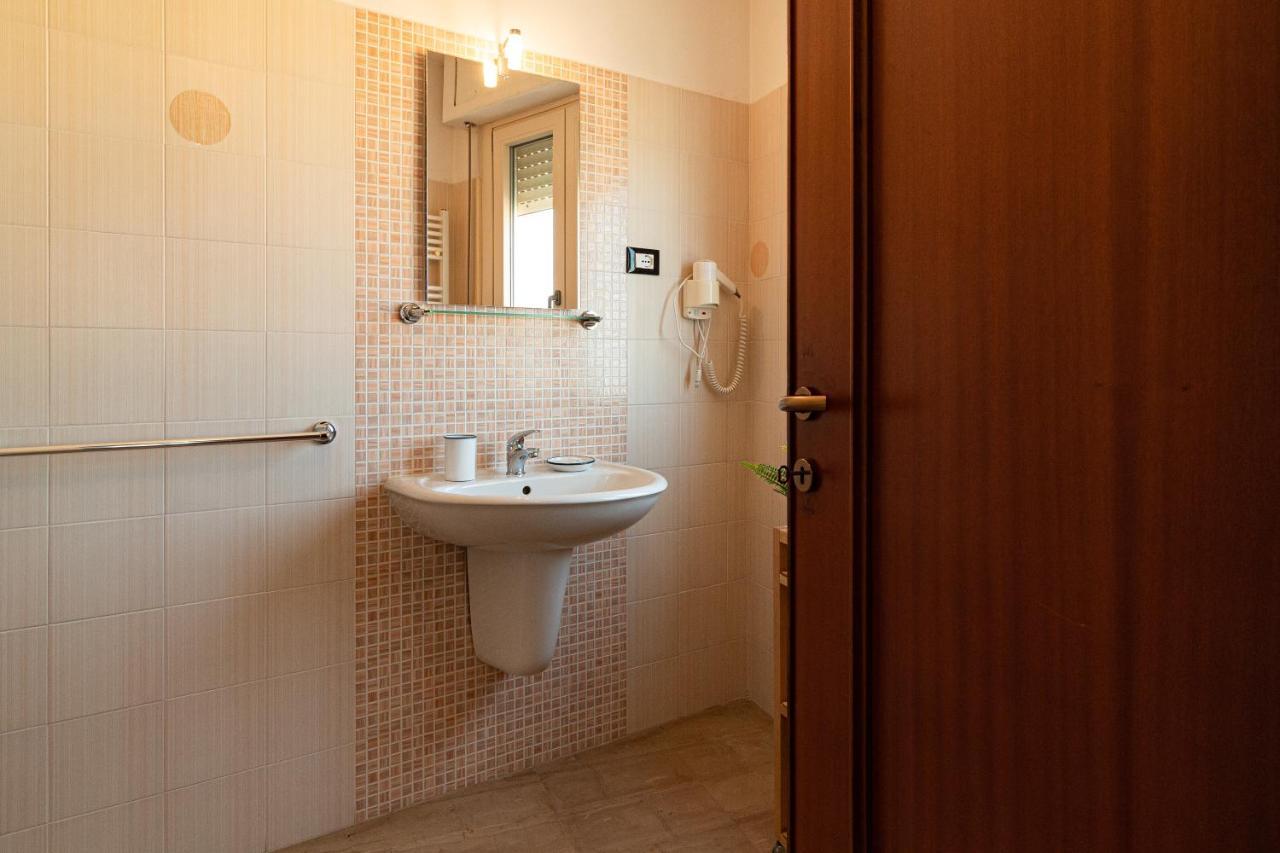 Locanda dell'Adriatica San Vito Chietino Esterno foto